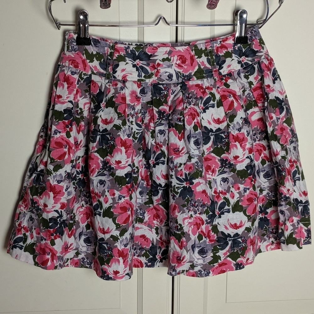 Forever 21 Lined Floral Skirt